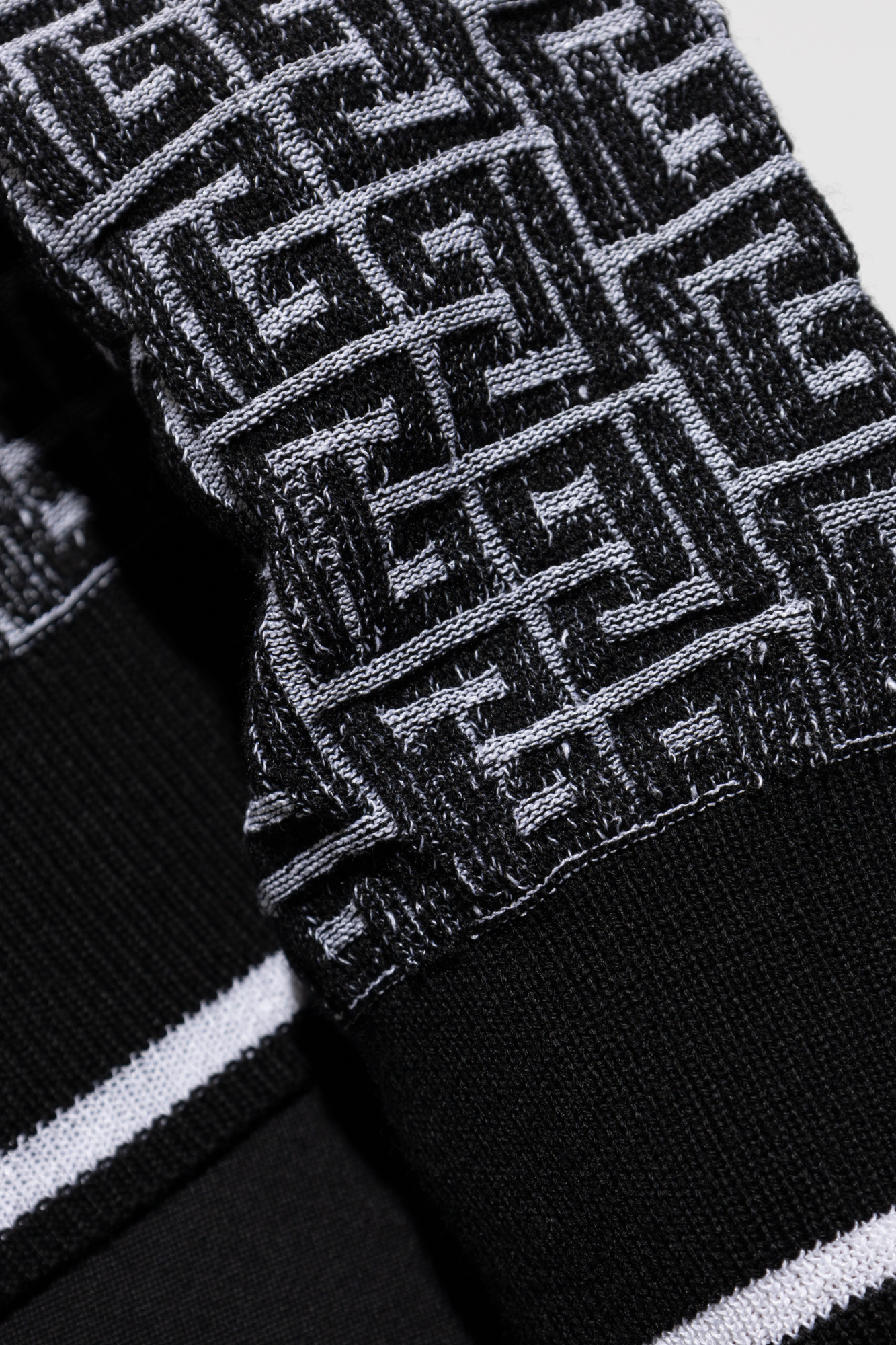 【送料&関税込】Balmain Monogrammed Jacquard Knit Sweater Balmain Sweater with Monogram | Men's Clothing | Vitkac